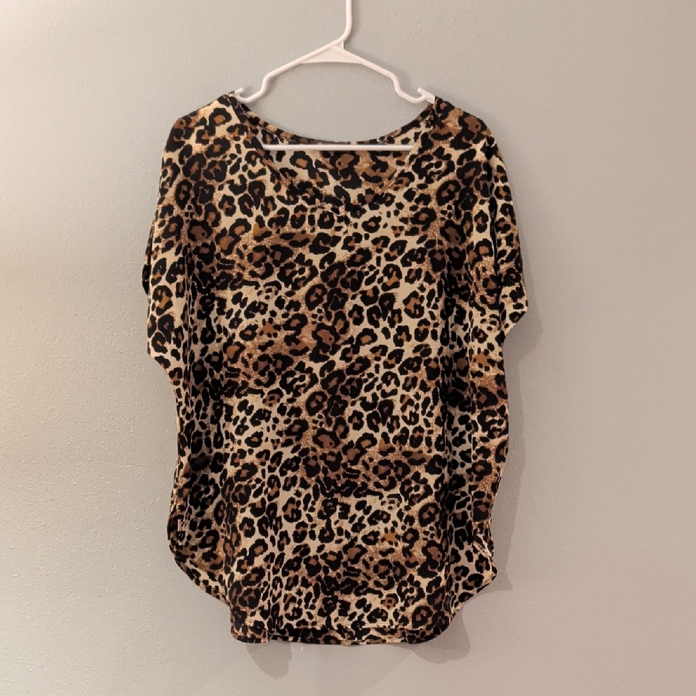 Chic Leopard Print Blouse for Women